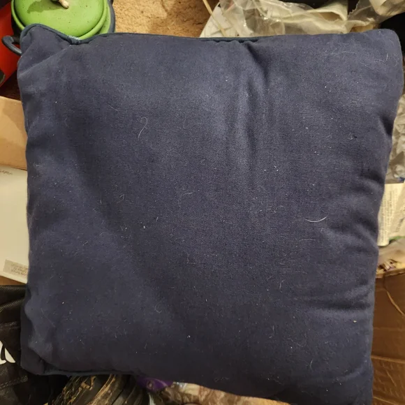 NWOT Elegant Horse Print Throw Pillows - Picture 2 of 3